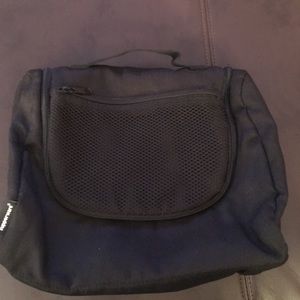 Hang up toiletry bag